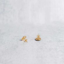 Unique gold resin steampunk studs