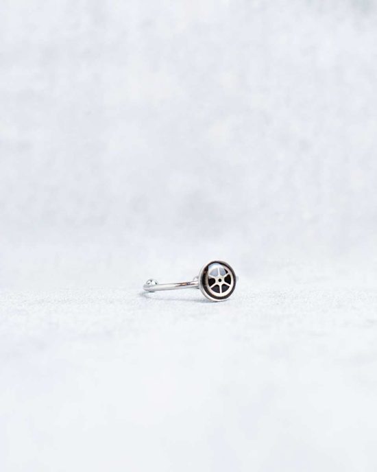 Small, handmade steampunk ring in silver, 8mm, adjustable size