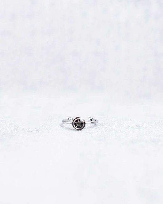 Small, handmade steampunk ring in silver, 6mm, adjustable size